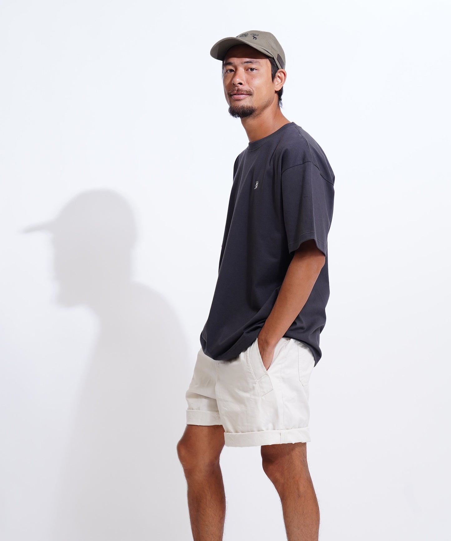 6.2oz スモールライオン刺繍Tシャツ