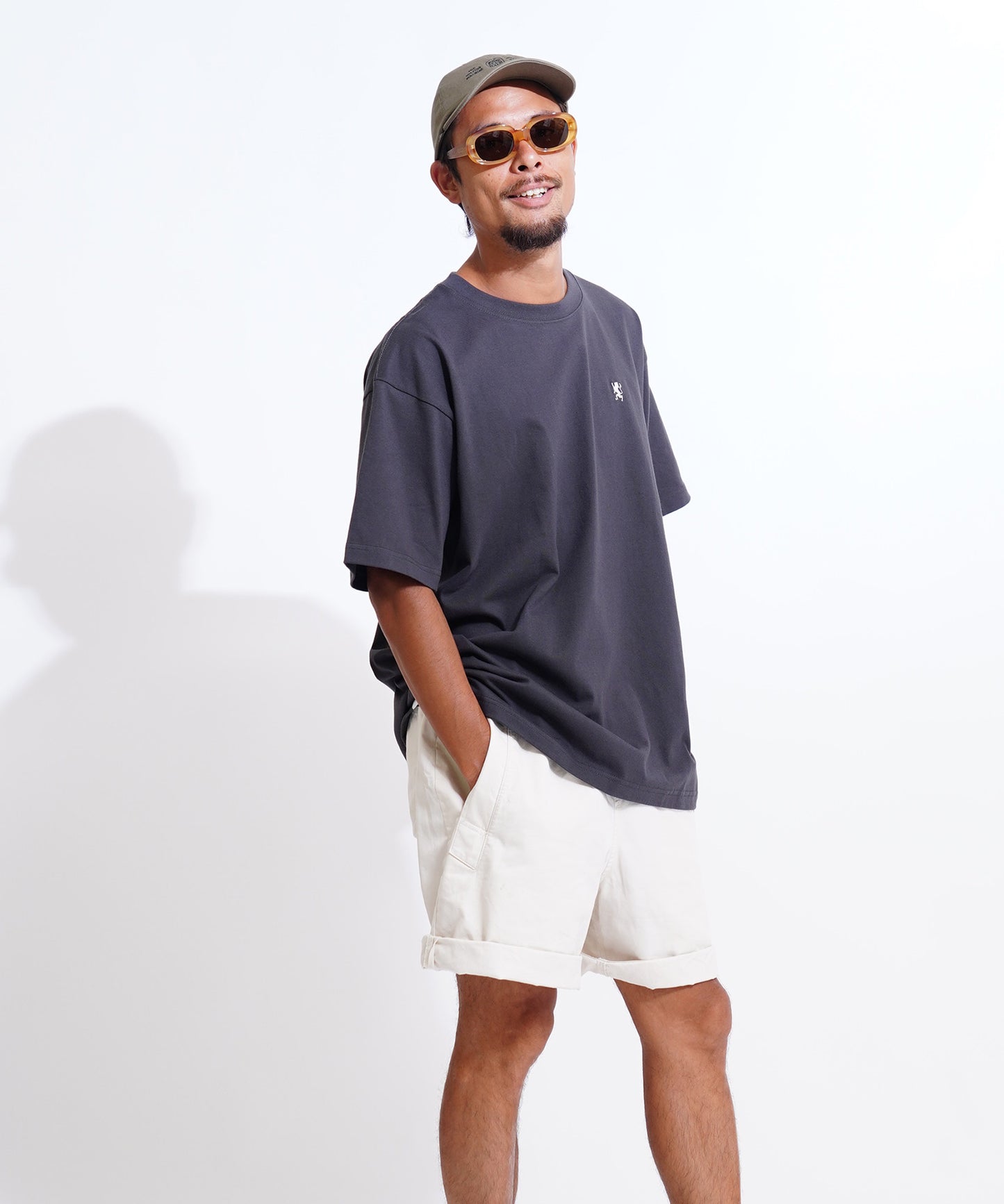 6.2oz スモールライオン刺繍Tシャツ