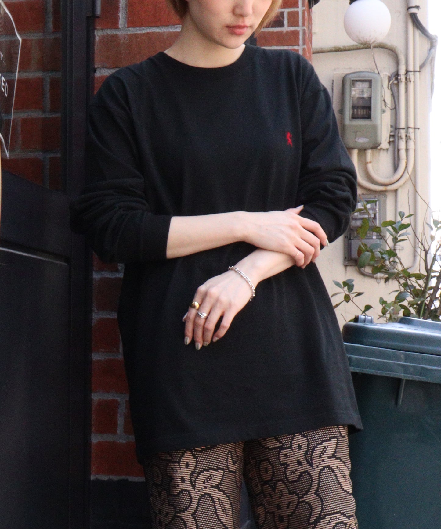 スモールライオン刺繍ロングTシャツ(男女兼用)
