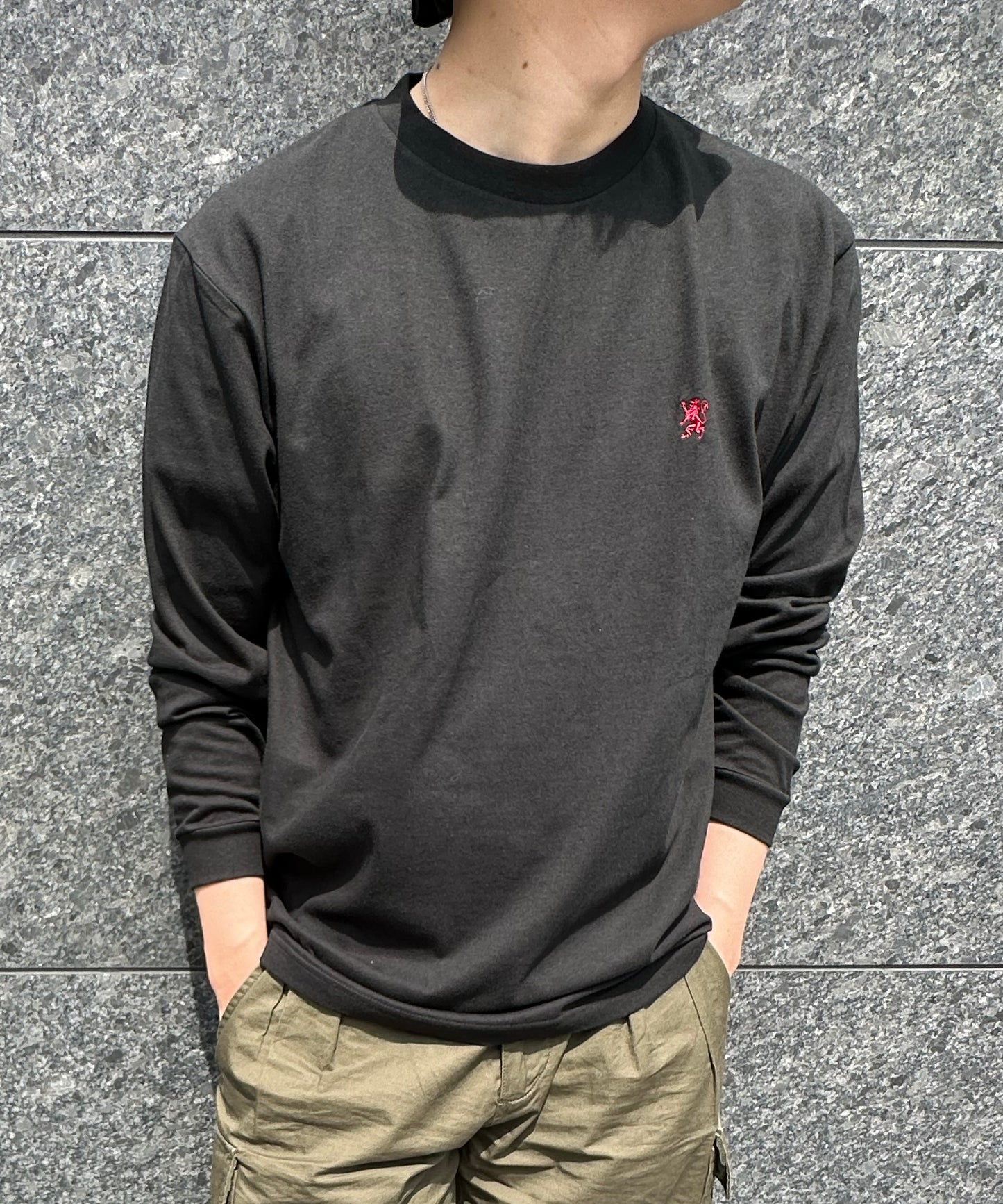 スモールライオン刺繍ロングTシャツ(男女兼用)