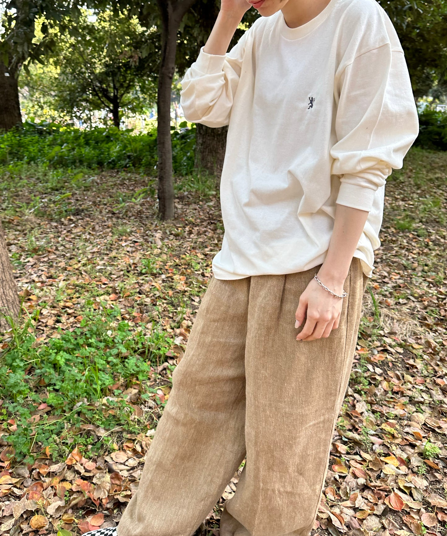 スモールライオン刺繍ロングTシャツ(男女兼用)