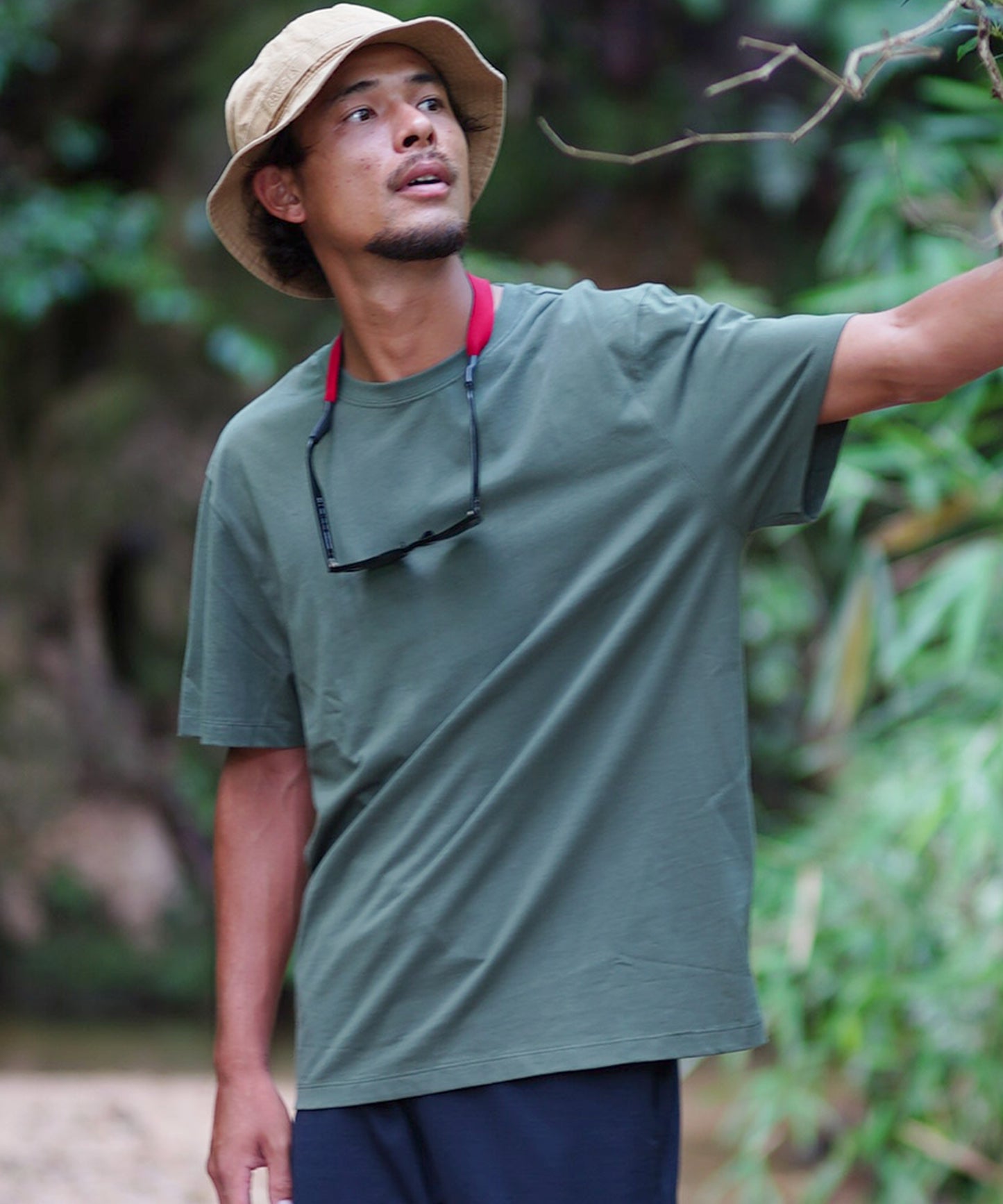ベーシックコットンクルーネック半袖Tシャツ
