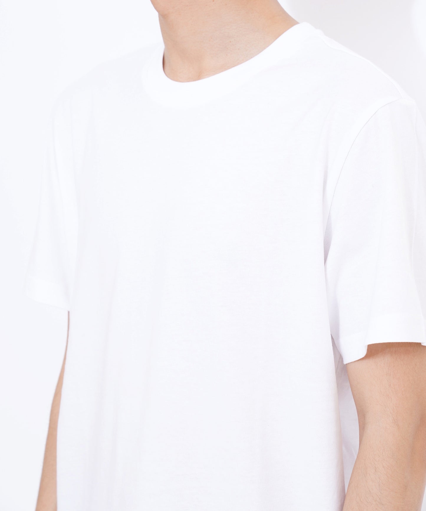 ベーシックコットンクルーネック半袖Tシャツ