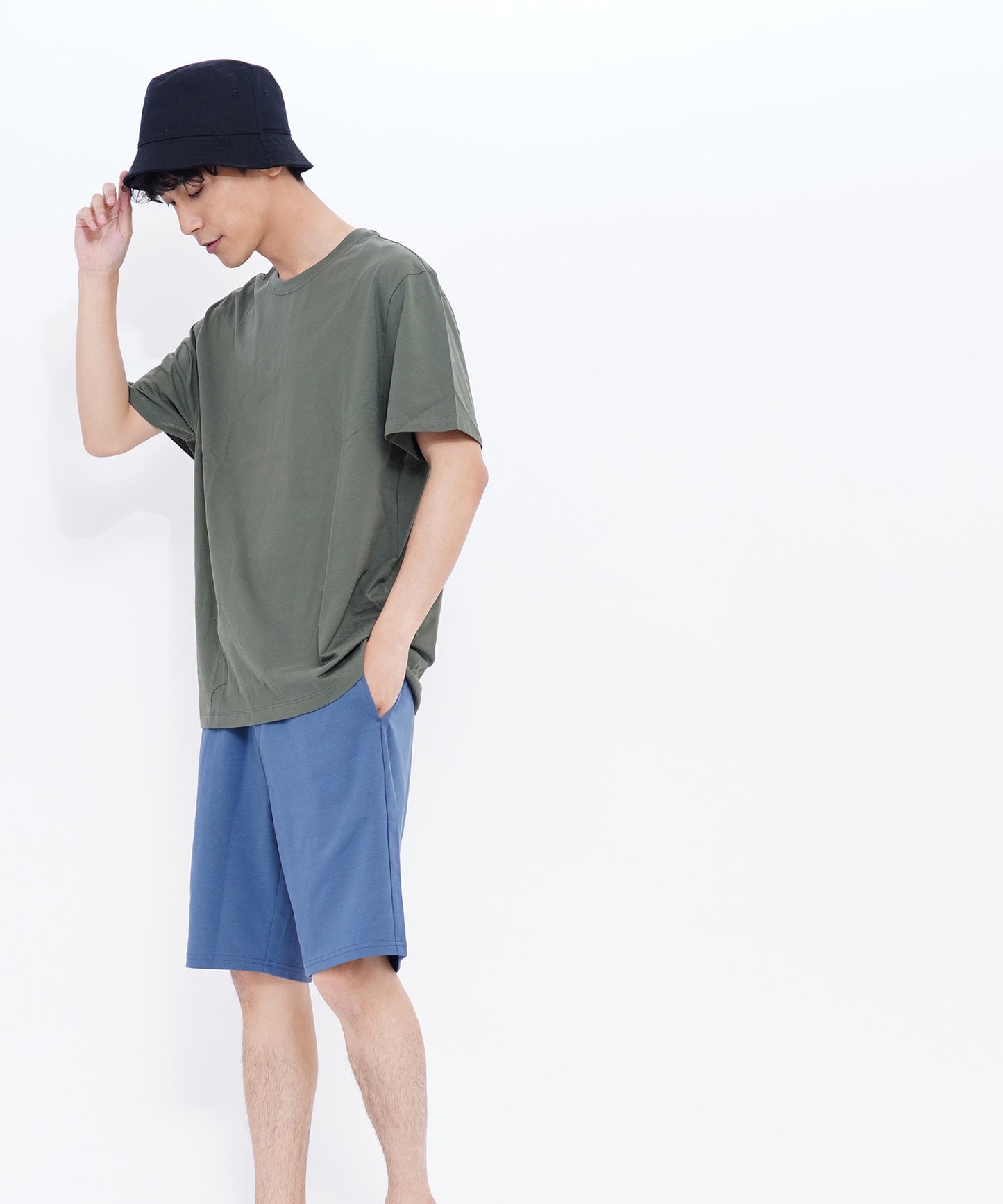 ベーシックコットンクルーネック半袖Tシャツ