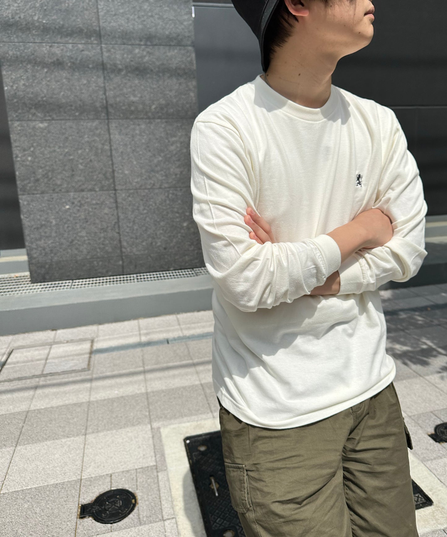 スモールライオン刺繍ロングTシャツ(男女兼用)
